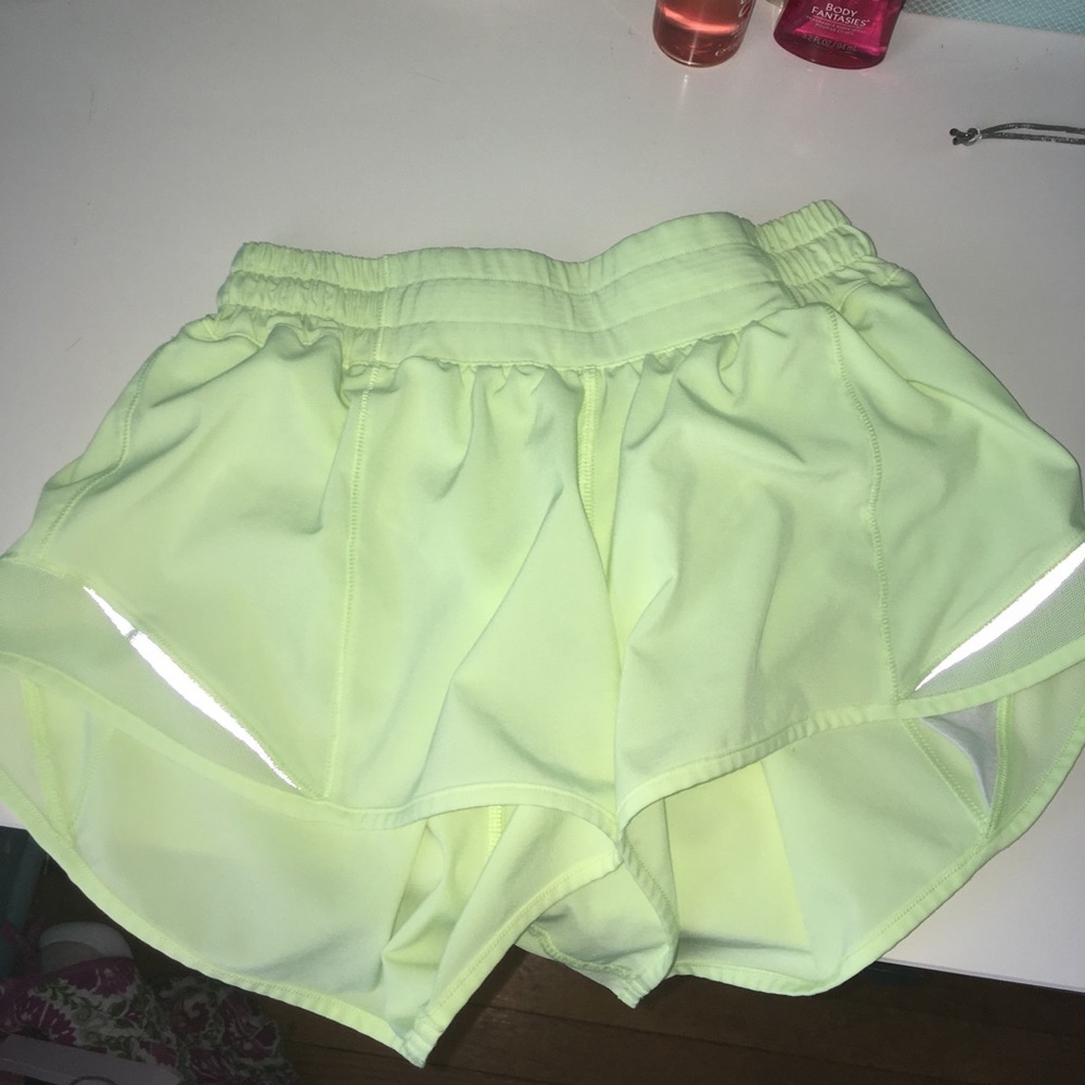 Lululemon hotty hot shorts